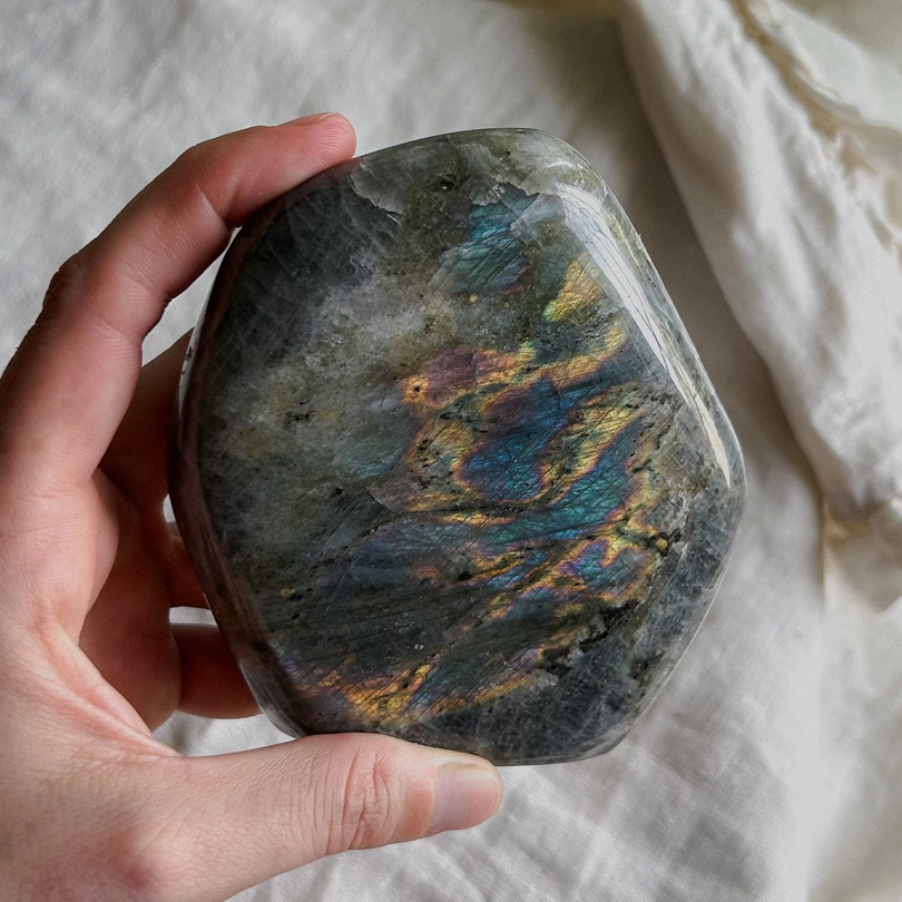 freeform in Labradorite Arcobaleno